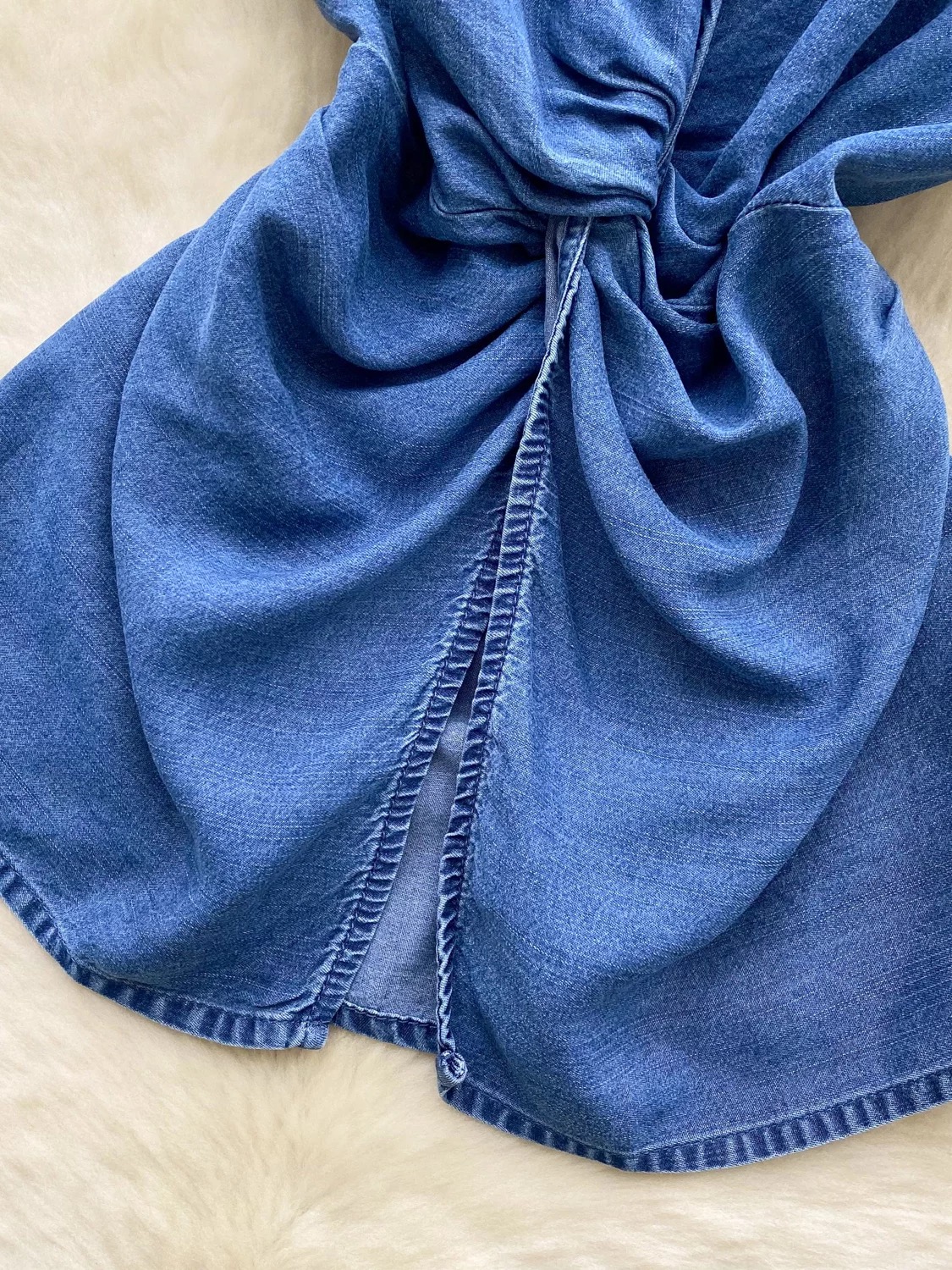 Love again top DTO119 images